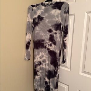 Mock-neck Ribbed Midi Dress